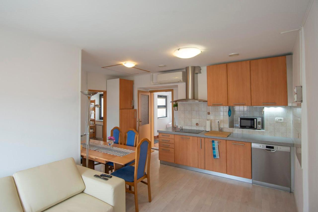 Apartma Bajc Ajdovscina Exterior foto